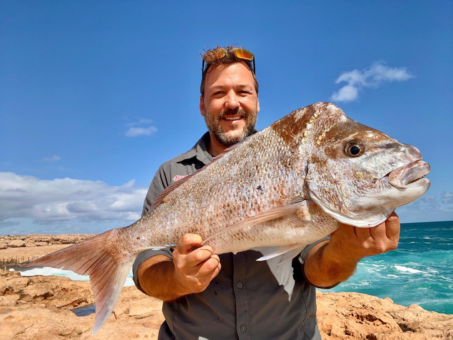 Nailed it: 77 pinky off the cliffs at @dirkhartogisland 
#desertvisions 

@pennfishing_anz @kickassproducts